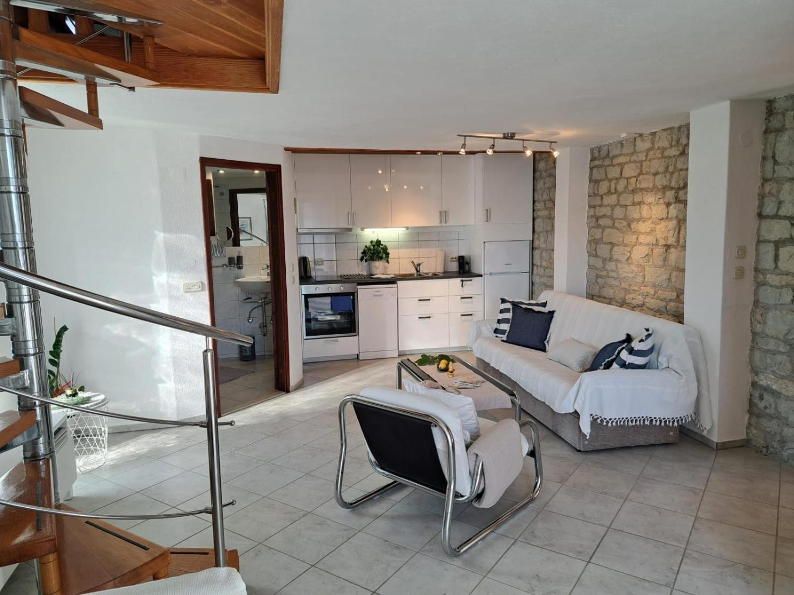 Villa Apartments Oliva Seget Vranjica Εξωτερικό φωτογραφία