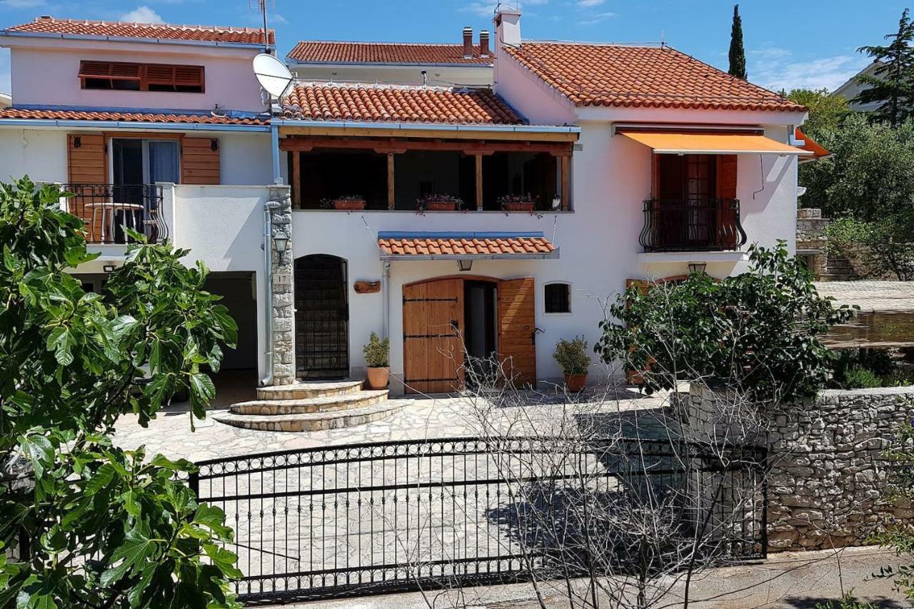 Villa Apartments Oliva Seget Vranjica Εξωτερικό φωτογραφία